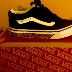 Size 12 kids vans